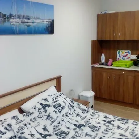 Apartment Szikla Szallas *